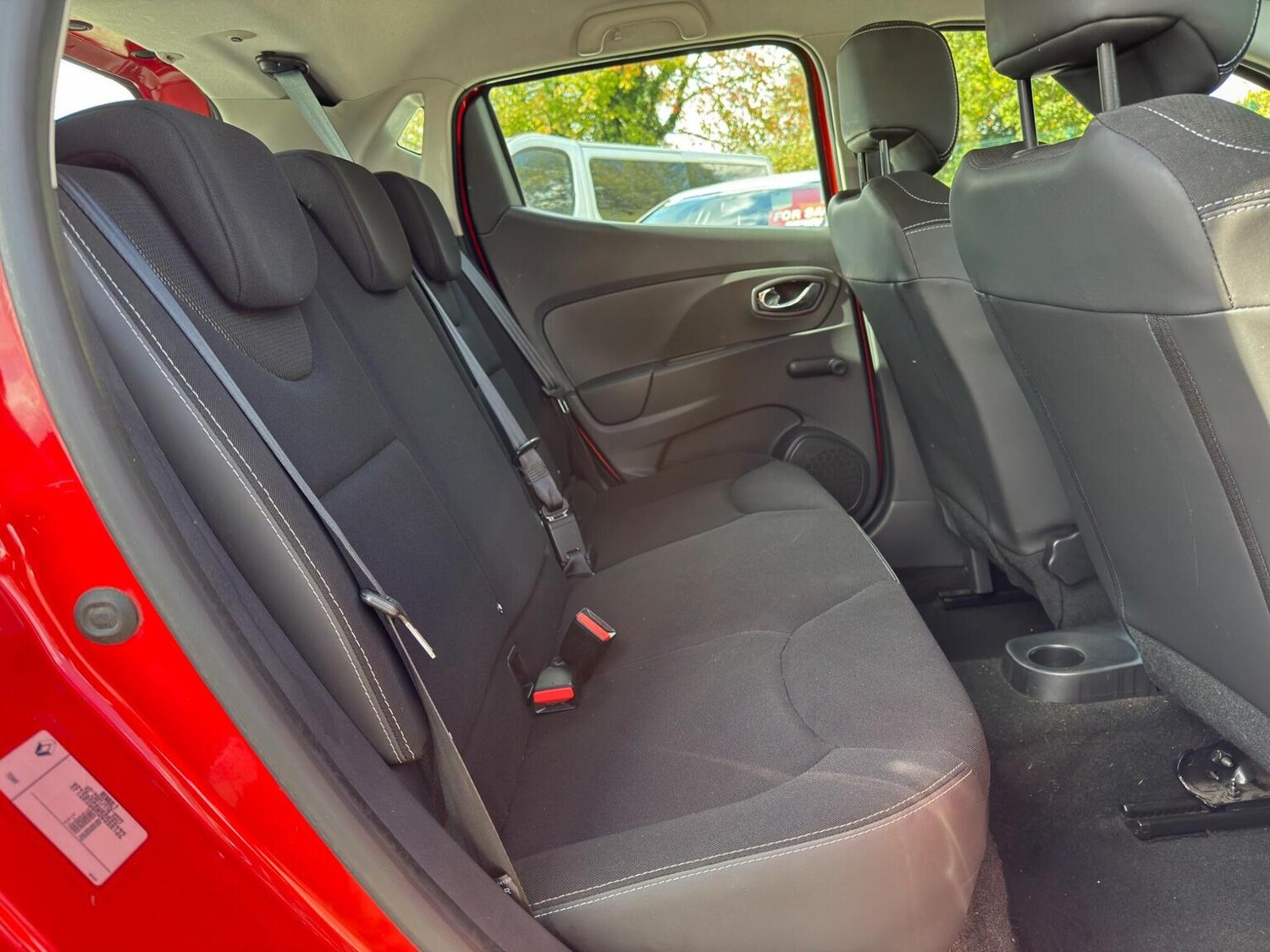 Used Renault Clio 2014 for sale - 76198526: Photo 16