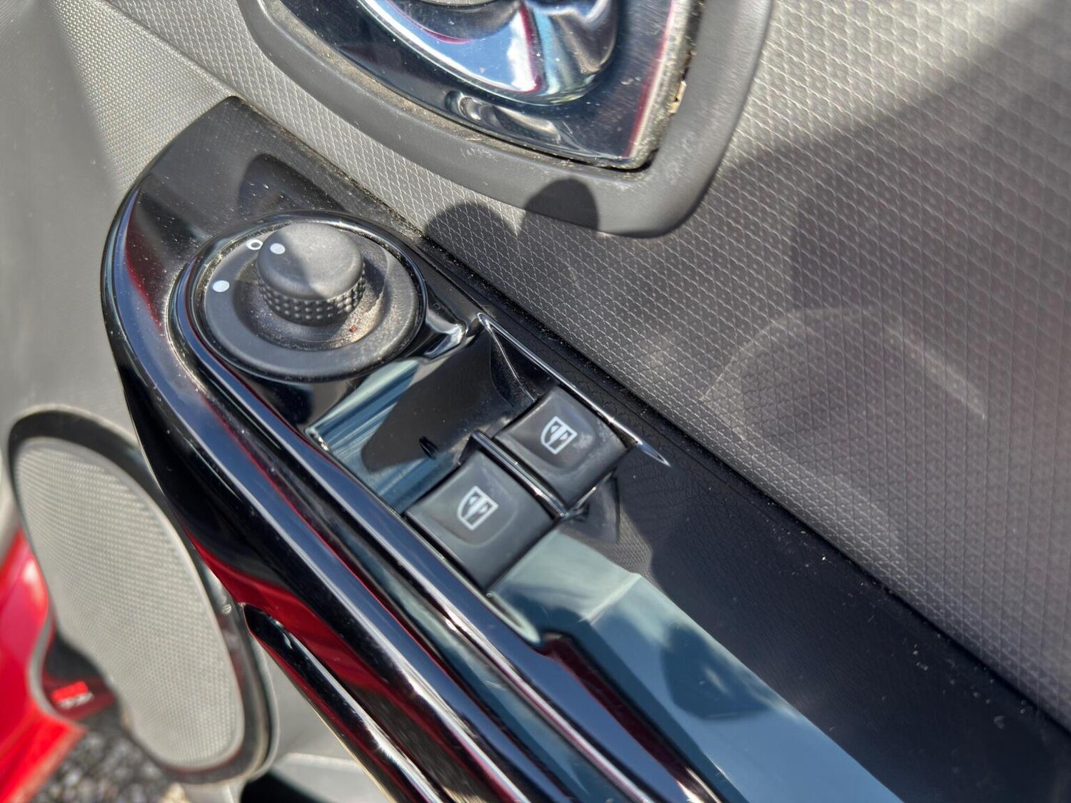 Used Renault Clio 2014 for sale - 76198526: Photo 17