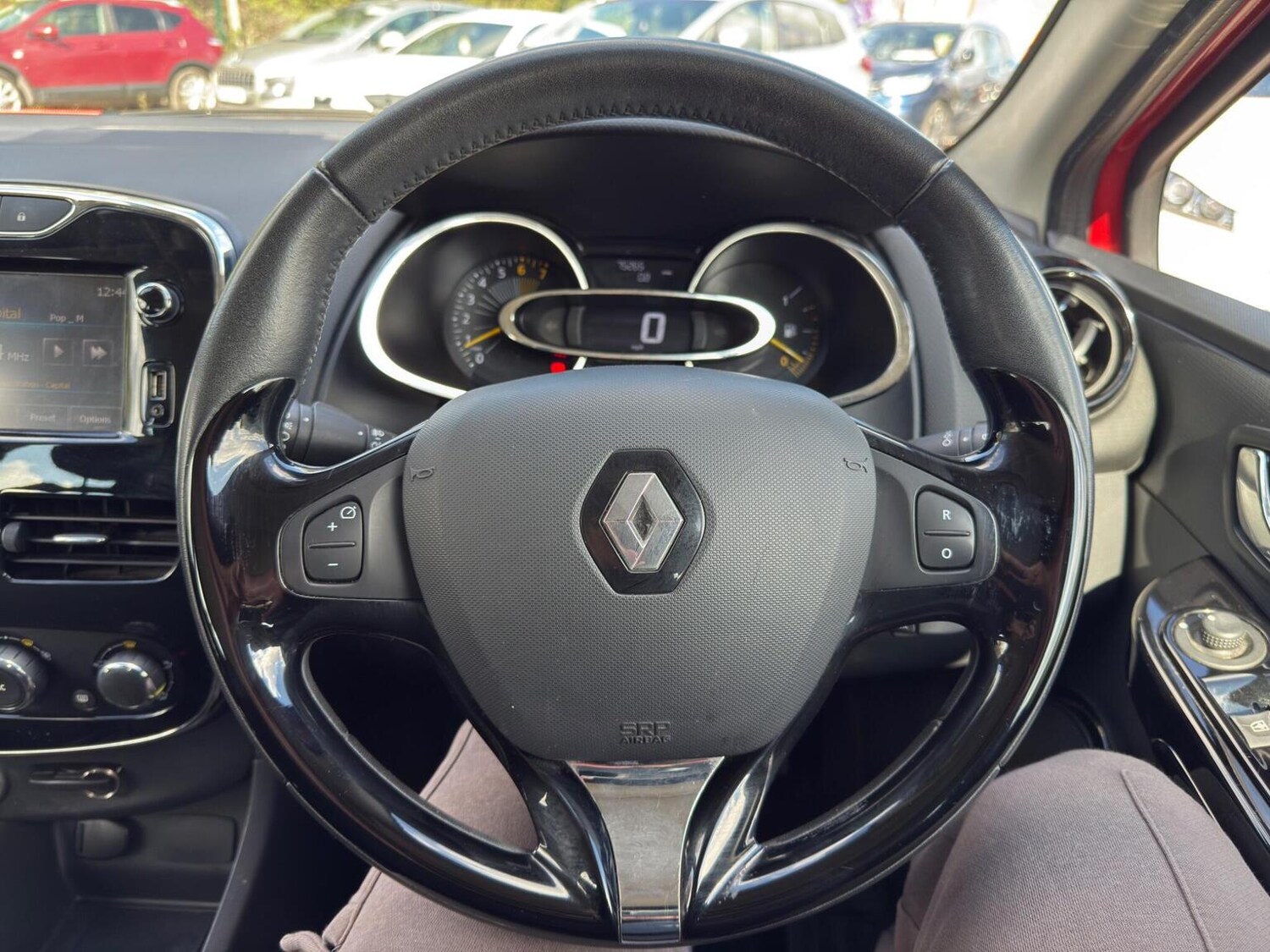 Used Renault Clio 2014 for sale - 76198526: Photo 28