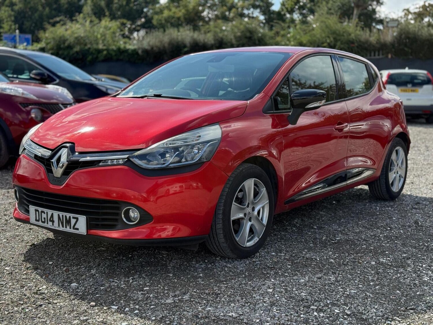 Used Renault Clio 2014 for sale - 76198526: Photo 3