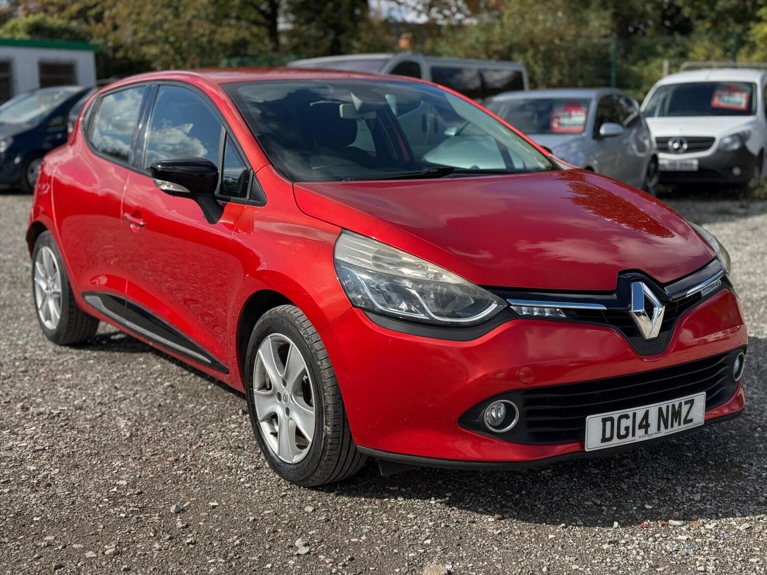 Used Renault Clio 2014 for sale - 76198526: Photo 5