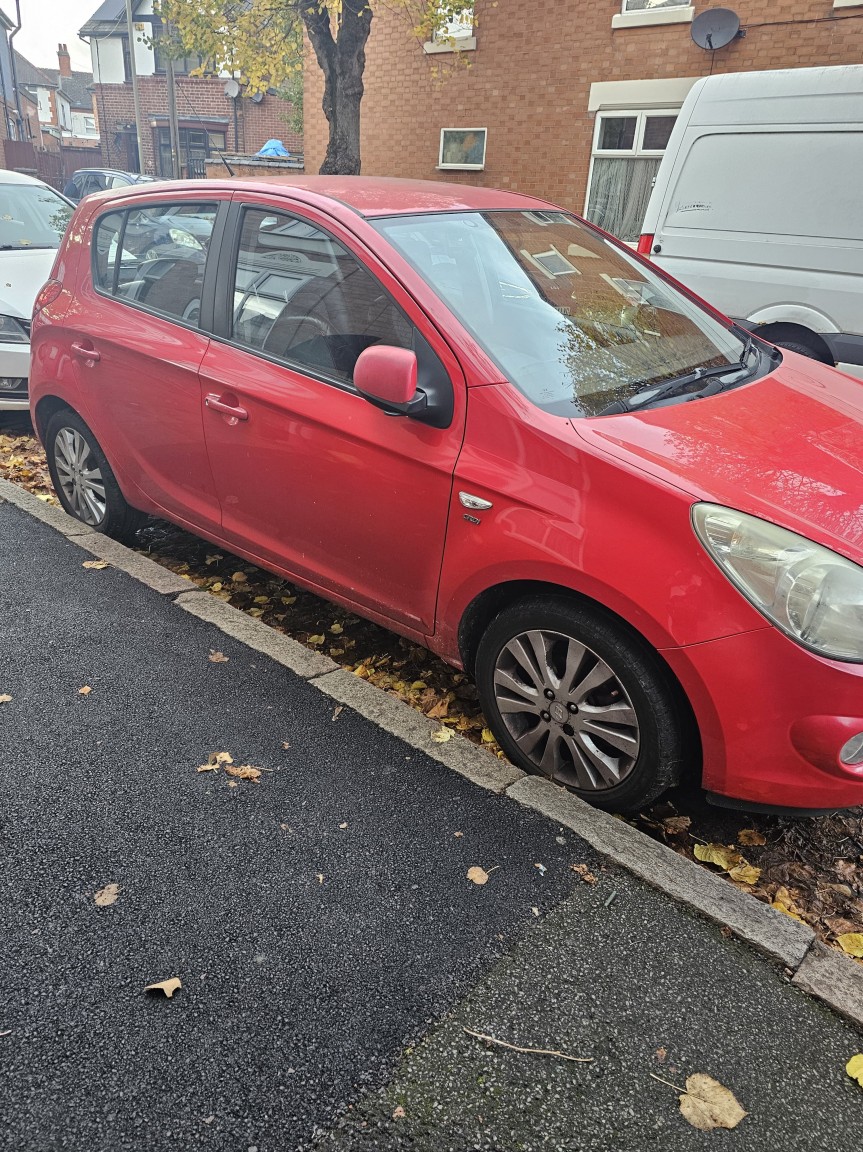 Used Hyundai i20 2009 for sale - 76387361: Photo 2