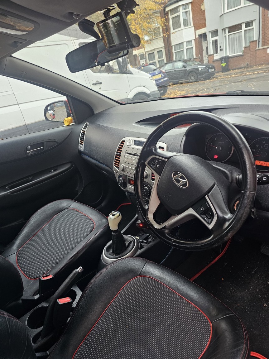 Used Hyundai i20 2009 for sale - 76387361: Photo 5