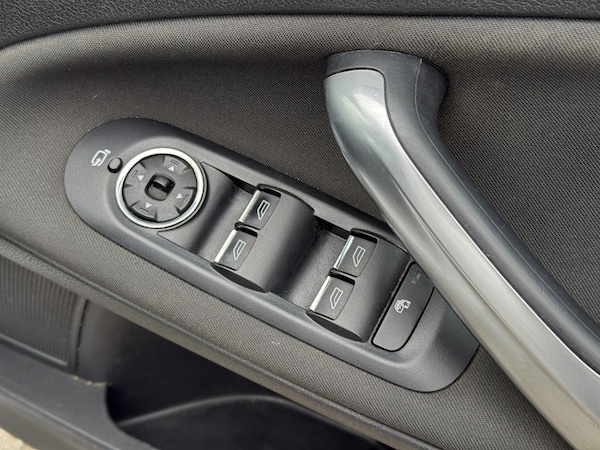 Used Ford Mondeo 2011 for sale - 76246180: Photo 15