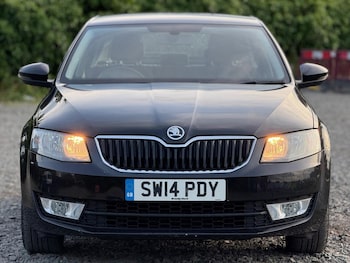 Used Skoda Octavia 2014 for sale - 76198535: Photo