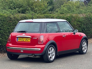 Used MINI Hatch 2002 for sale - 75021939: Photo