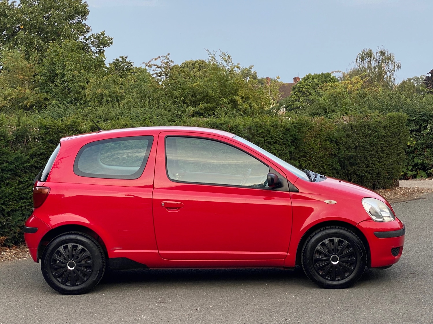 Used Toyota Yaris 2003 for sale - 75535639: Photo 15