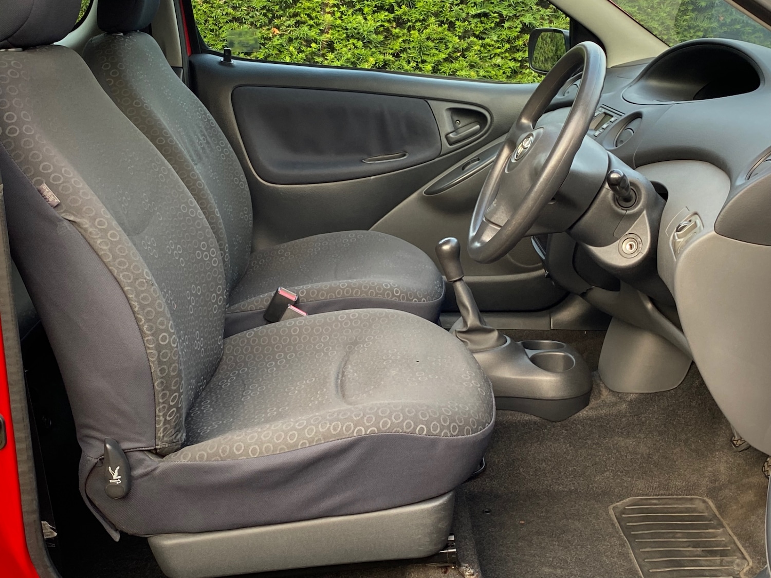 Used Toyota Yaris 2003 for sale - 75535639: Photo 22