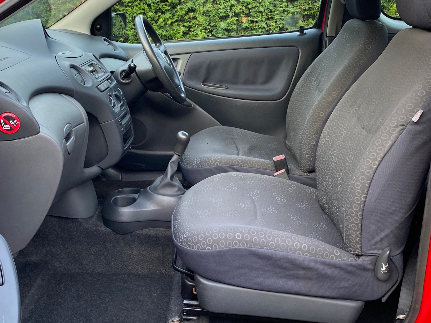 Used Toyota Yaris 2003 for sale - 75535639: Photo 28