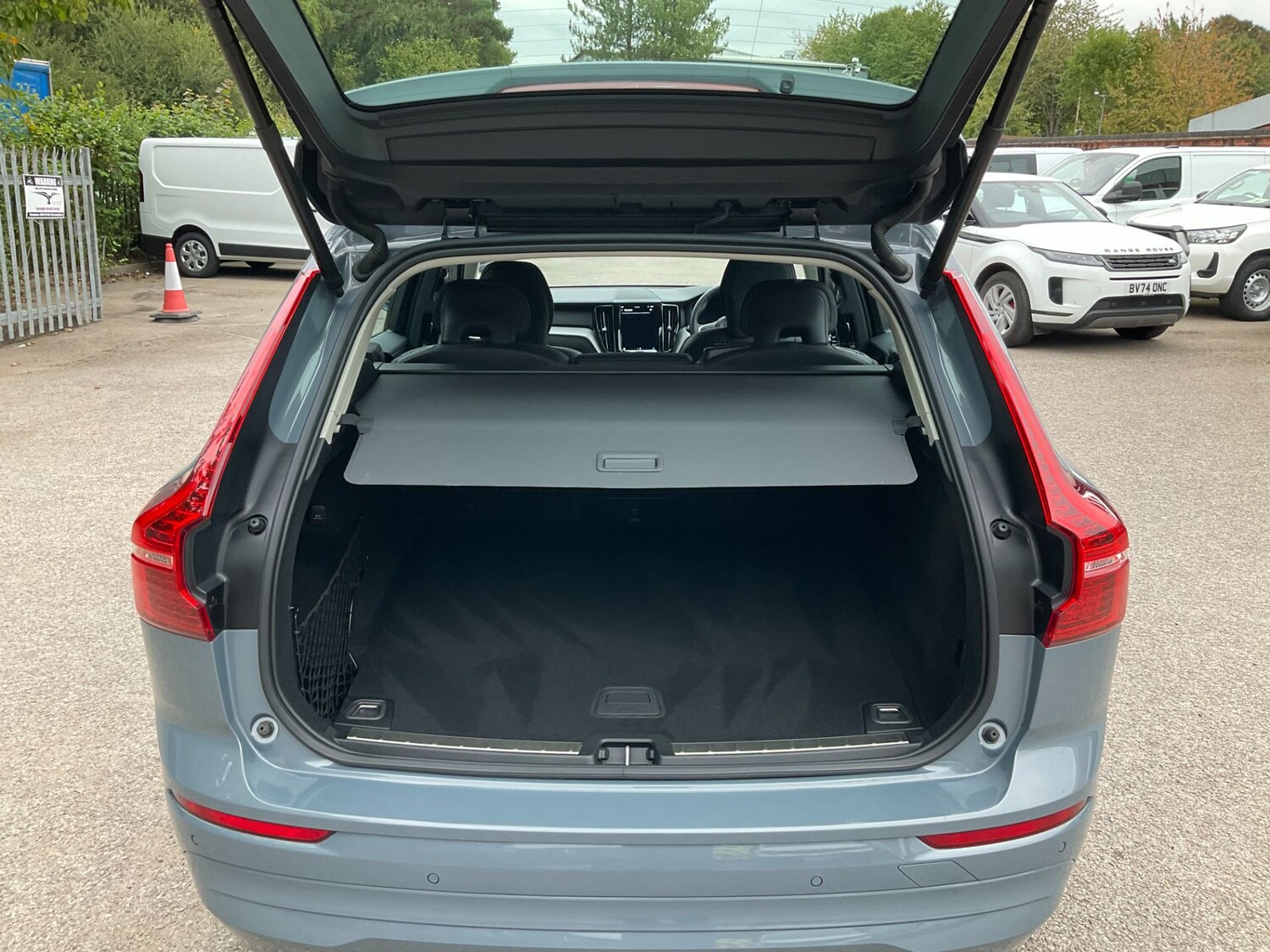 Used Volvo XC60 2023 for sale - 76299332: Photo 17