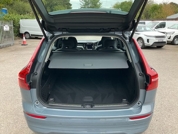 Used Volvo XC60 2023 for sale - 76299332: Photo 17
