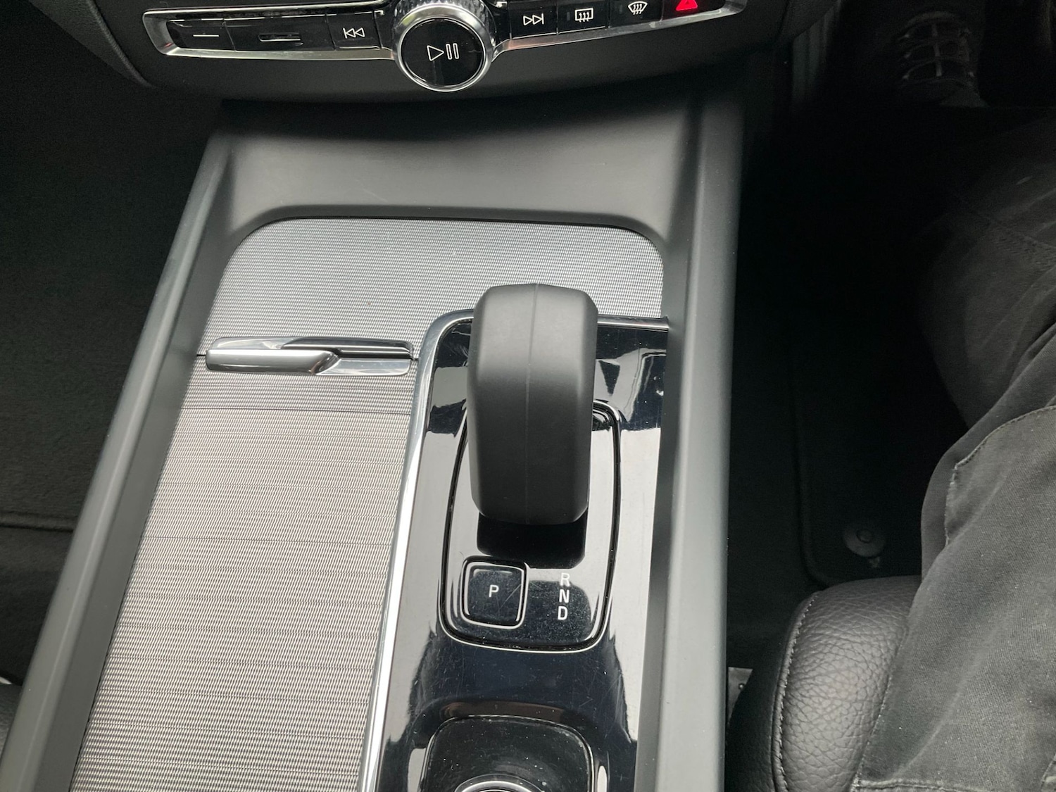 Used Volvo XC60 2023 for sale - 76299332: Photo 27