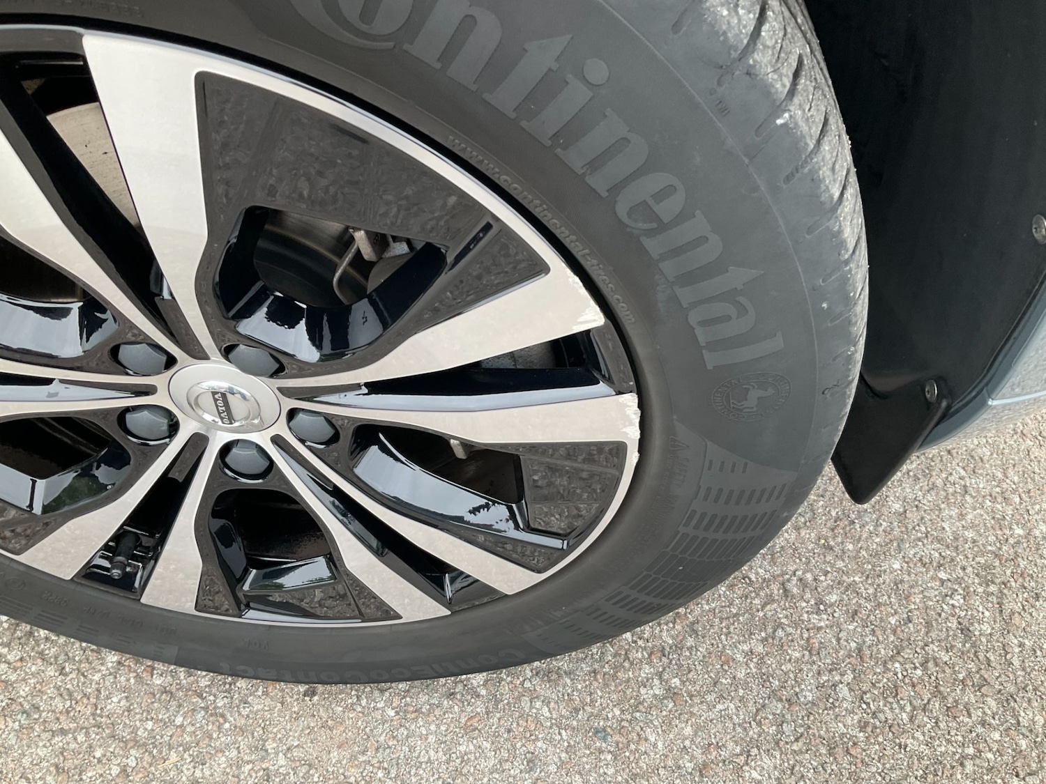 Used Volvo XC60 2023 for sale - 76299332: Photo 40