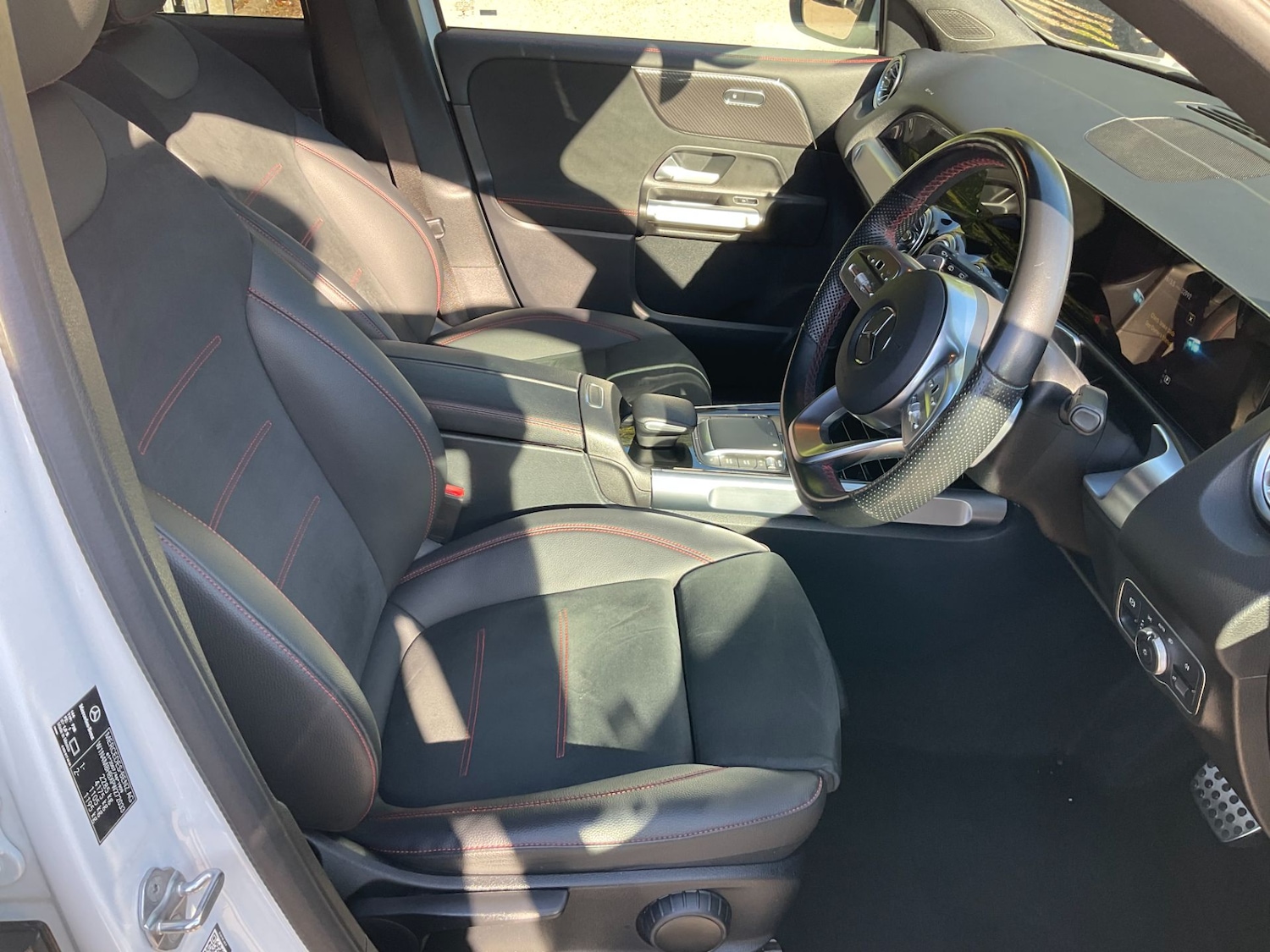 Used Mercedes-Benz GLB 2023 for sale - 76193254: Photo 12