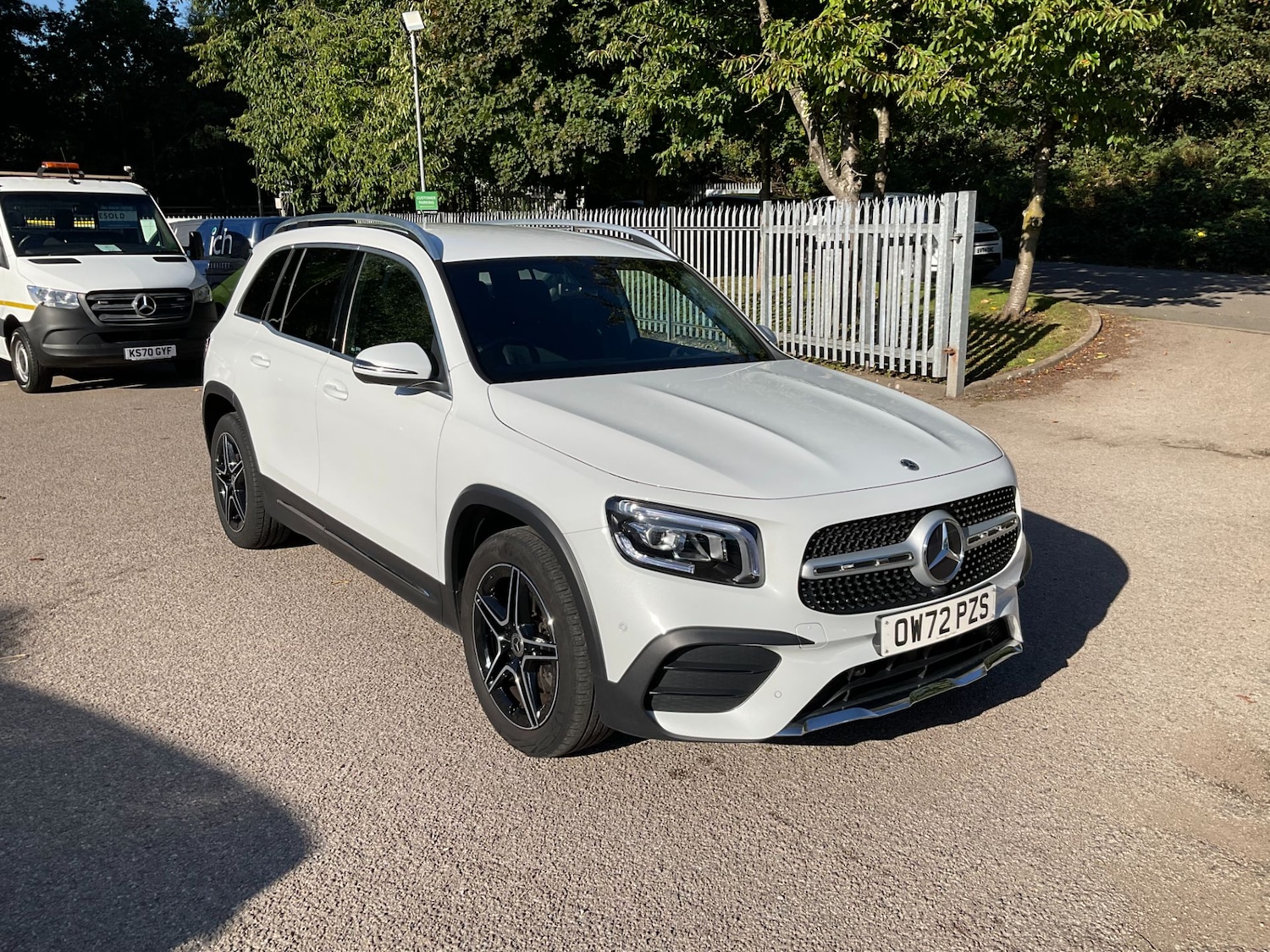 Used Mercedes-Benz GLB 2023 for sale - 76193254: Photo 2