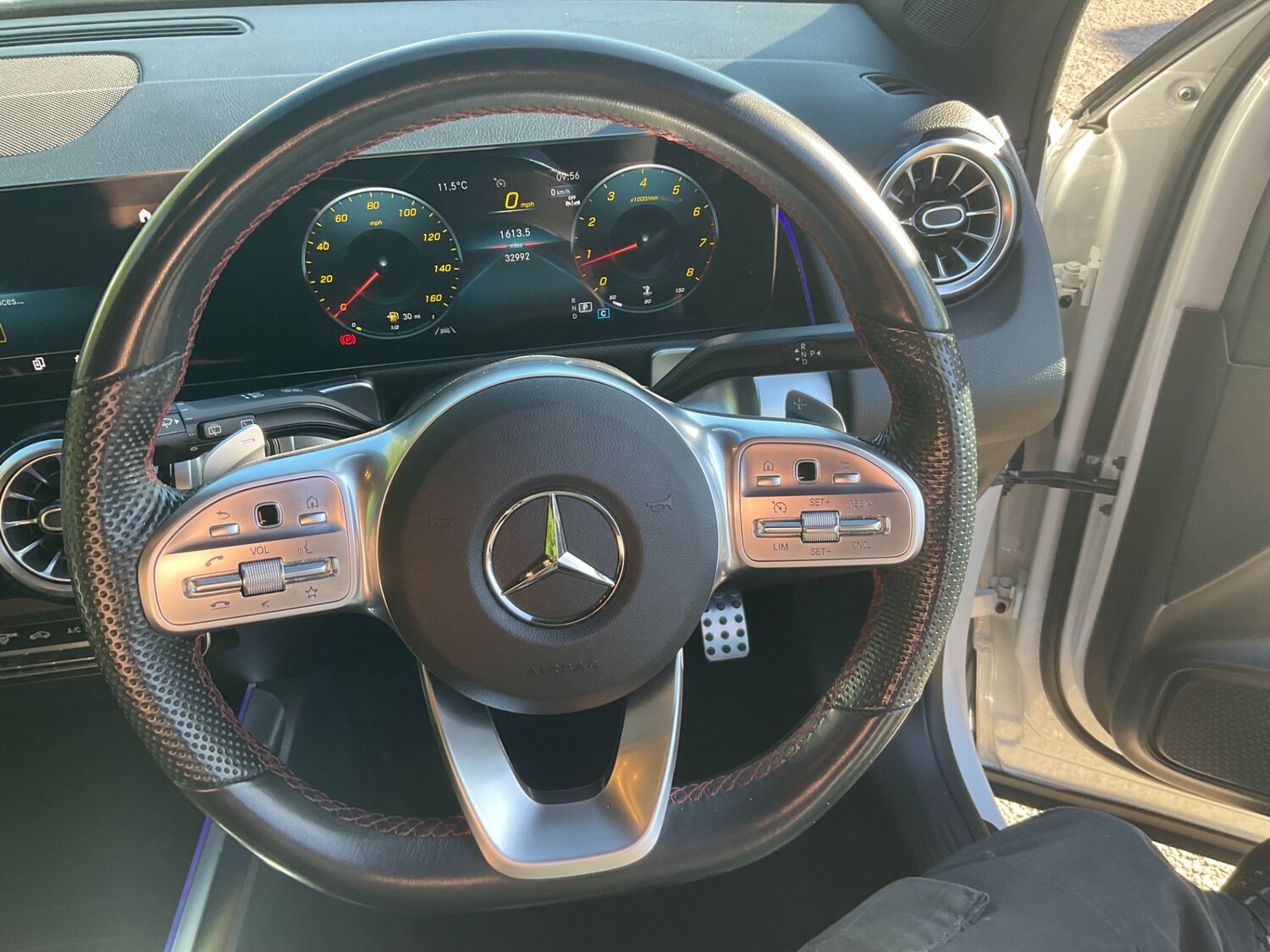 Used Mercedes-Benz GLB 2023 for sale - 76193254: Photo 22