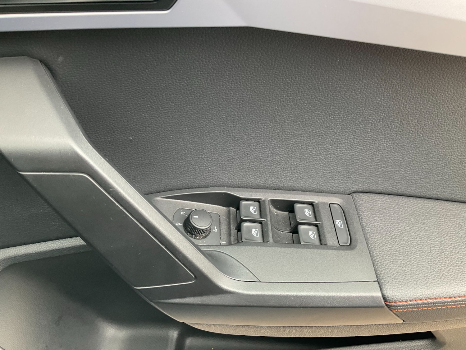 Used SEAT Arona 2023 for sale - 77023390: Photo 35