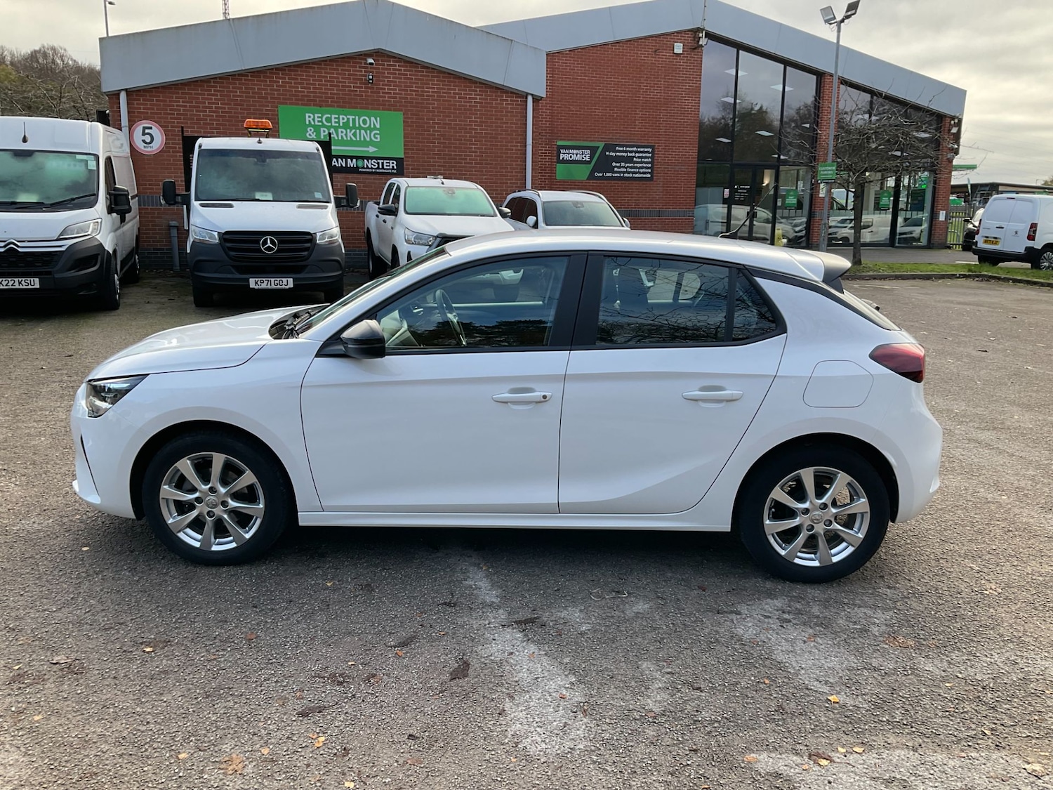 Used Vauxhall Corsa 2023 for sale - 77220789: Photo 6