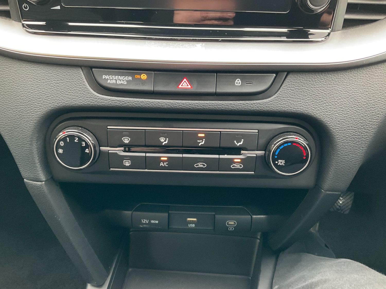 Used Kia Ceed 2023 for sale - 76531446: Photo 25