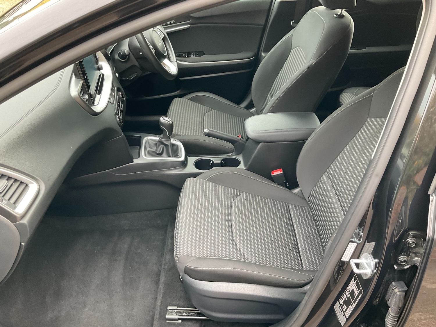 Used Kia Ceed for sale - 77220790: Photo 17