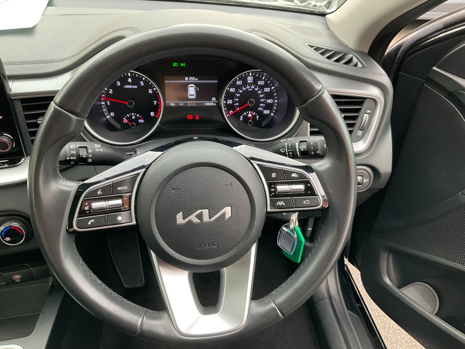 Used Kia Ceed 2023 for sale - 76531439: Photo 32