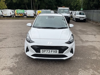 Used Hyundai i10 2024 for sale - 76782566: Photo