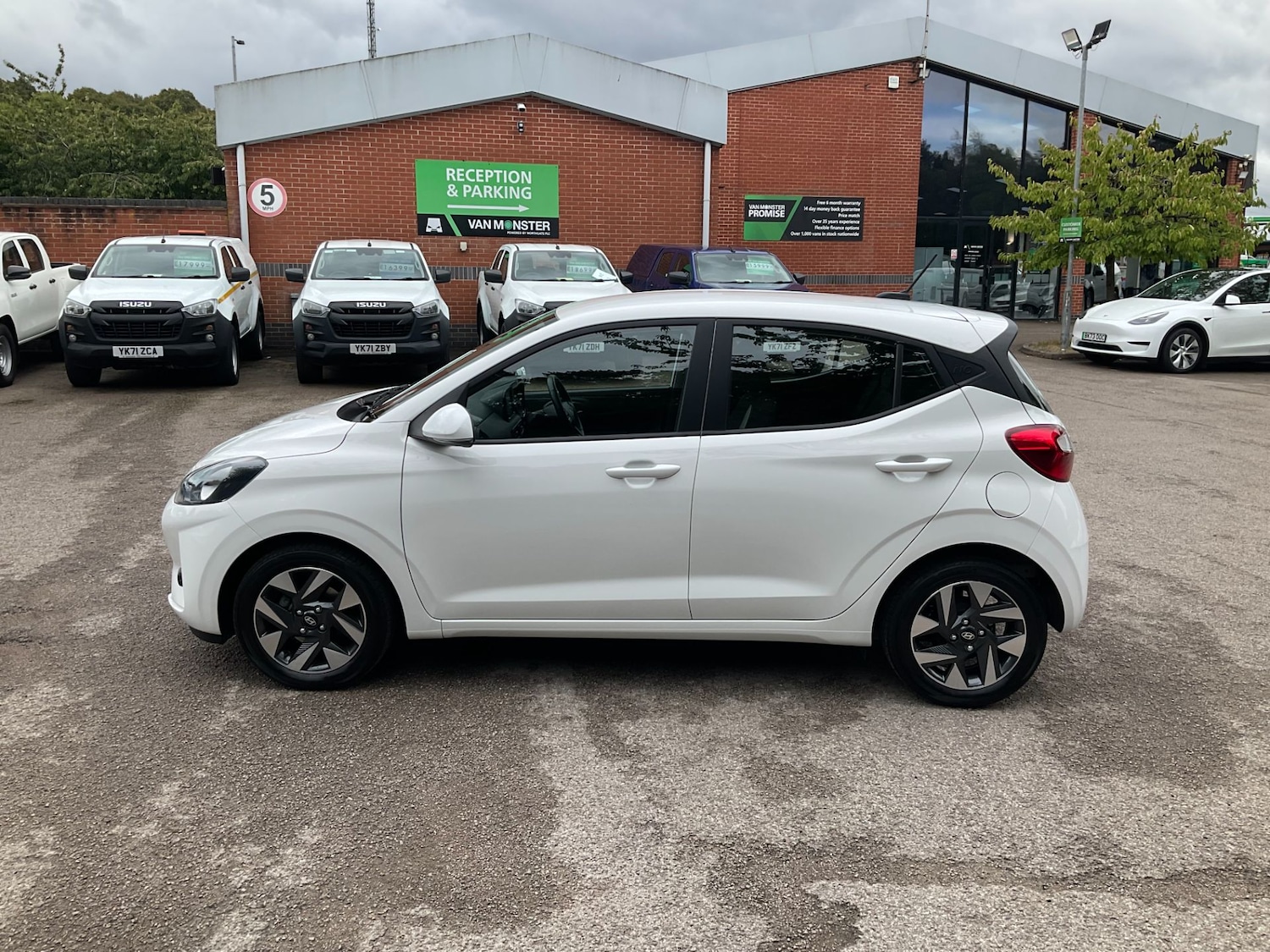 Used Hyundai i10 2024 for sale - 76782566: Photo 6