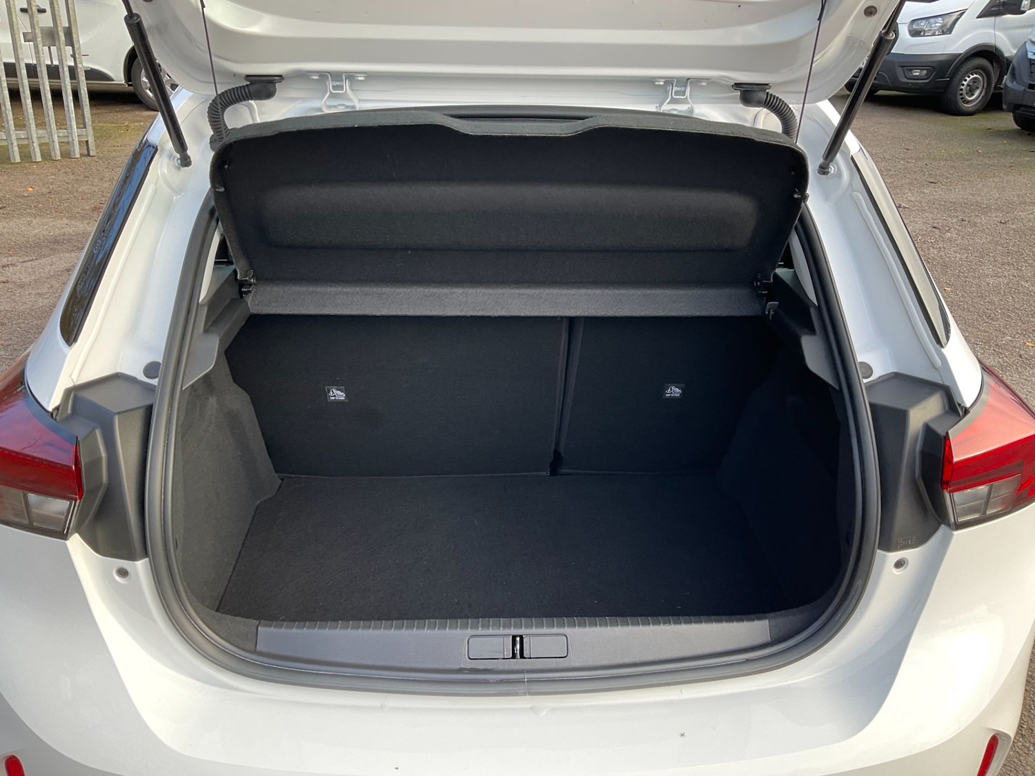 Used Vauxhall Corsa 2023 for sale - 76782570: Photo 17