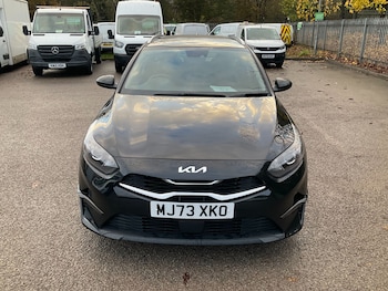 Used Kia Ceed 2023 for sale - 76782572: Photo