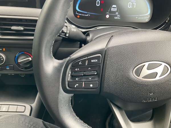 Used Hyundai i10 2024 for sale - 76238488: Photo 32