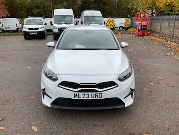 Used Kia Ceed 2023 for sale - 76531443: Photo