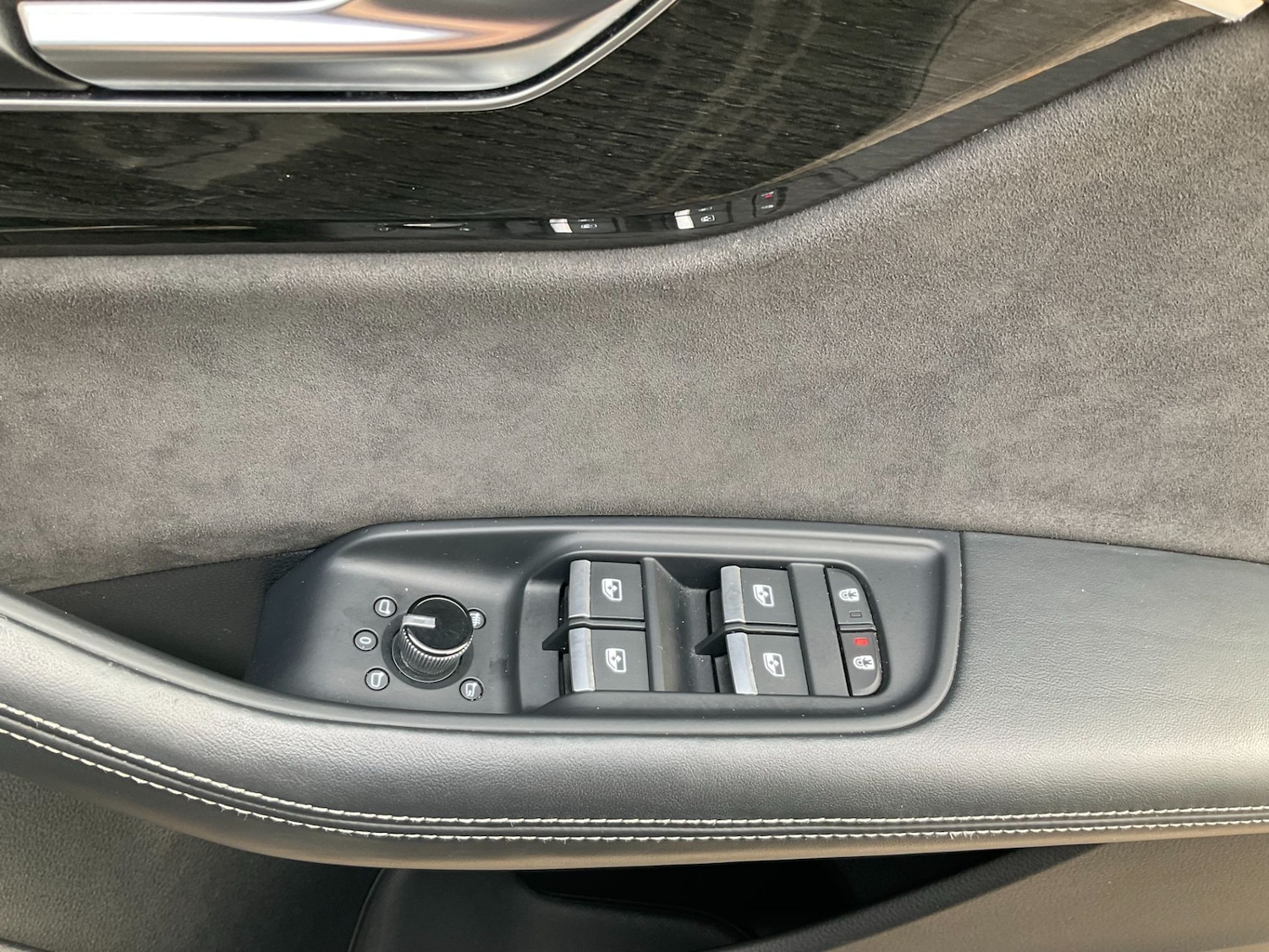 Used Audi Q8 2022 for sale - 76531436: Photo 35