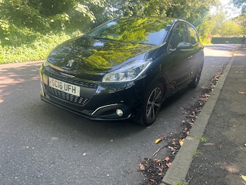 Used Peugeot 208 2016 for sale - 79187772: Photo