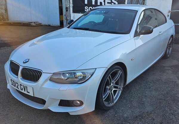 Used BMW 3 Series 2012 for sale - 74340375: Photo 2