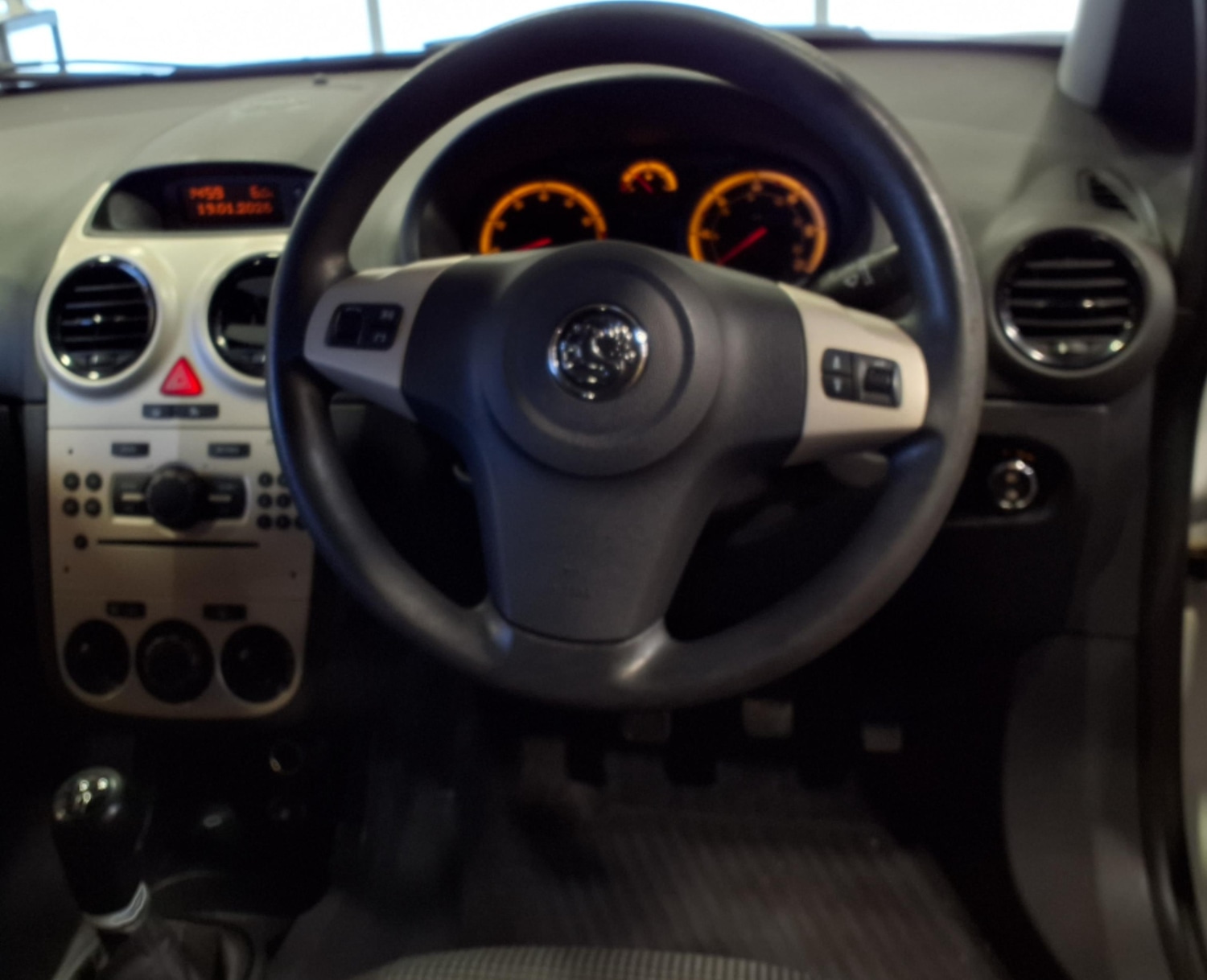 Used Vauxhall Corsa 2010 for sale - 77301661: Photo 13