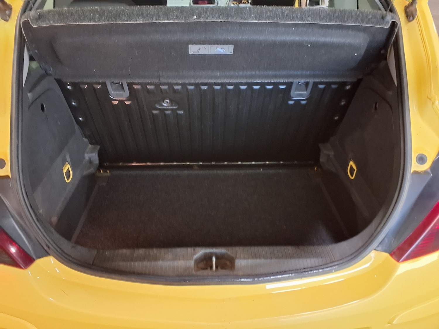 Used Vauxhall Corsa 2011 for sale - 77301655: Photo 11