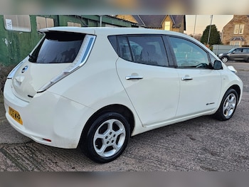 Used Nissan Leaf 2015 for sale - 77719047: Photo