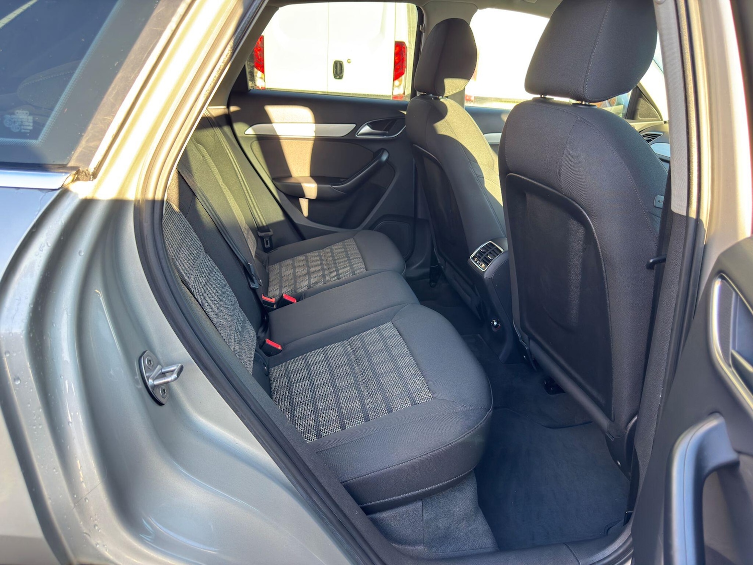 Used Audi Q3 2015 for sale - 76935891: Photo 25