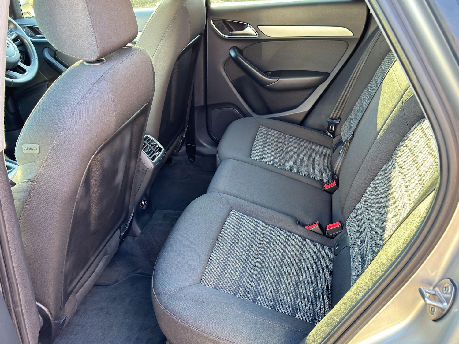 Used Audi Q3 2015 for sale - 76935891: Photo 26