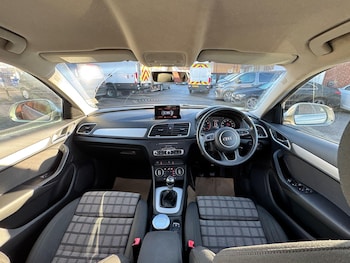 Used Audi Q3 2015 for sale - 76935891: Photo