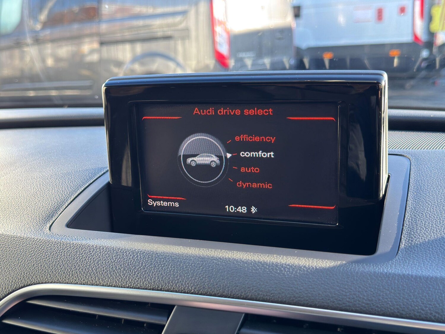 Used Audi Q3 2015 for sale - 76935891: Photo 32