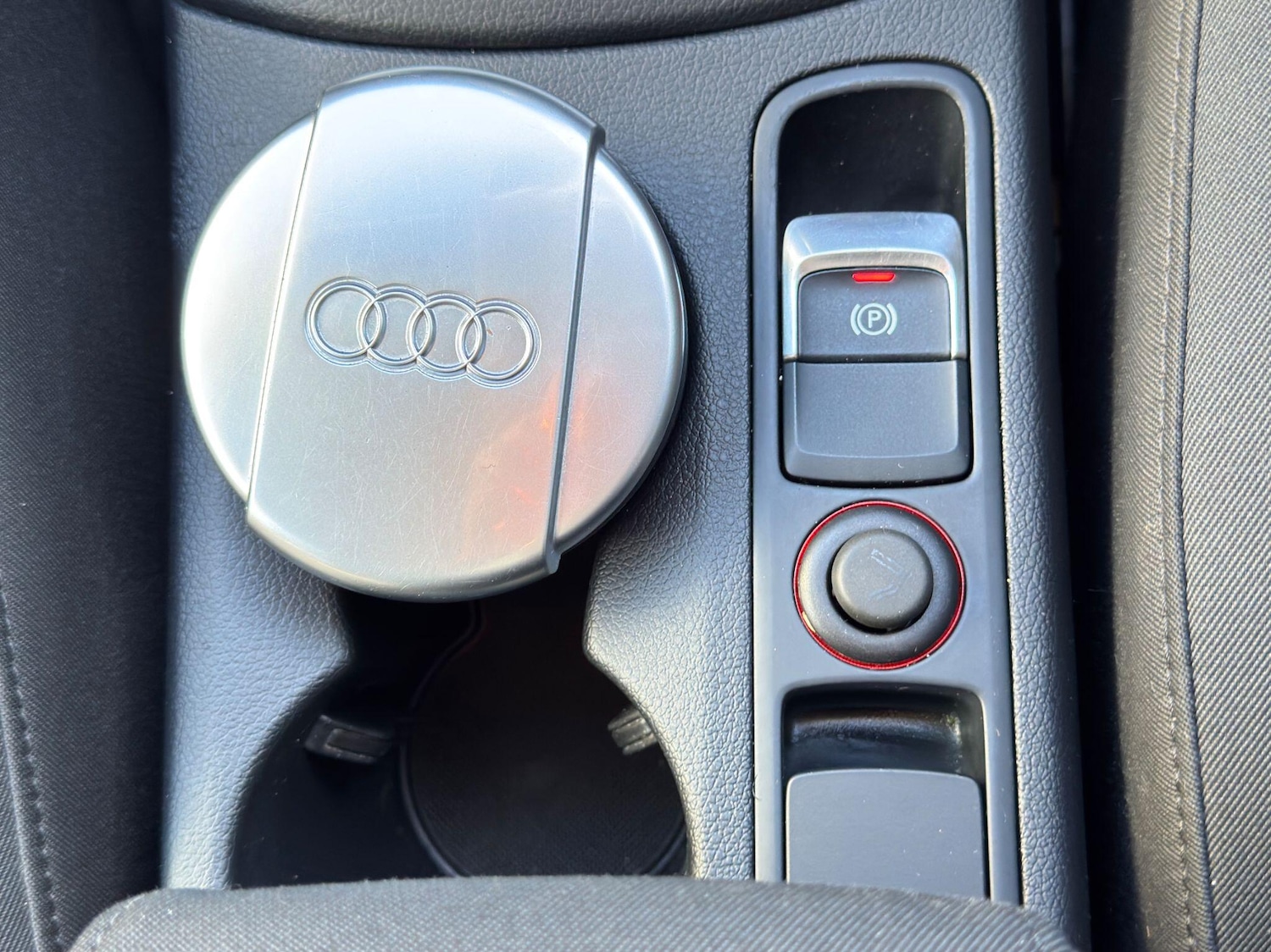 Used Audi Q3 2015 for sale - 76935891: Photo 40