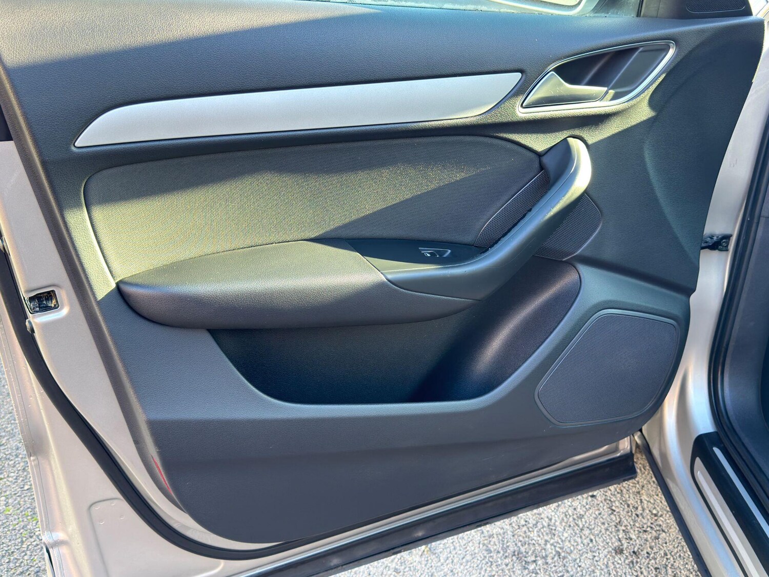 Used Audi Q3 2015 for sale - 76935891: Photo 57