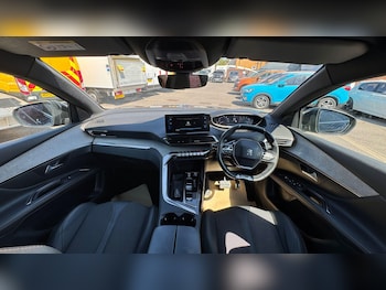 Used Peugeot 5008 2023 for sale - 79092633: Photo