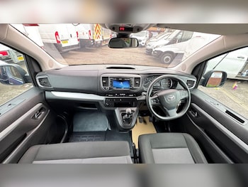 Used Toyota PROACE CITY Verso 2020 for sale - 77647139: Photo