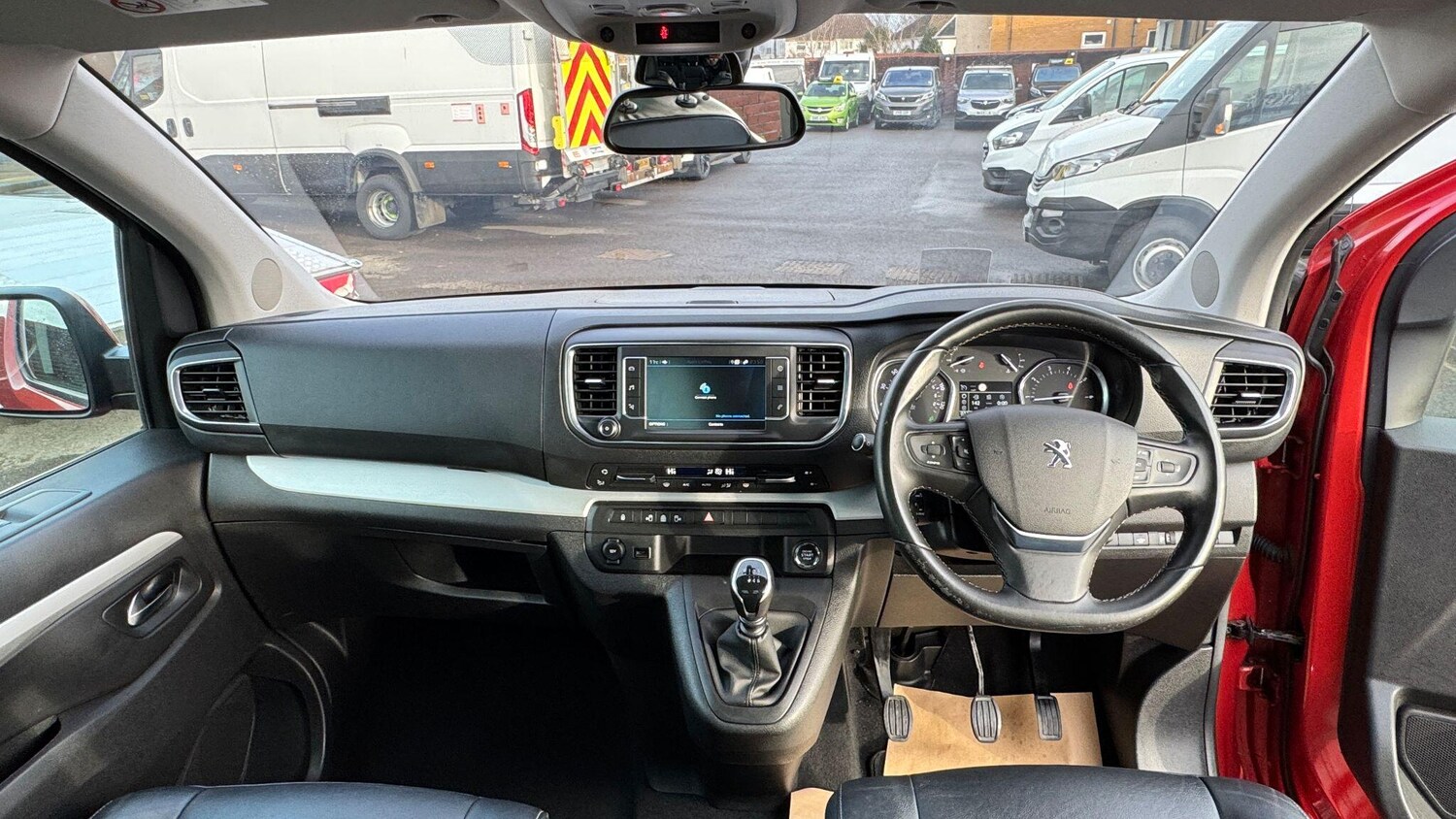 Used Peugeot Traveller 2020 for sale - 77387096: Photo 19