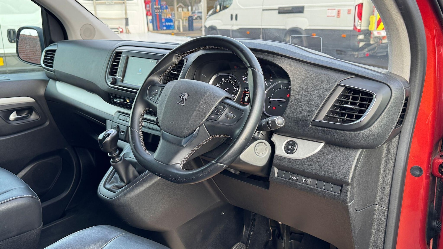 Used Peugeot Traveller 2020 for sale - 77387096: Photo 20