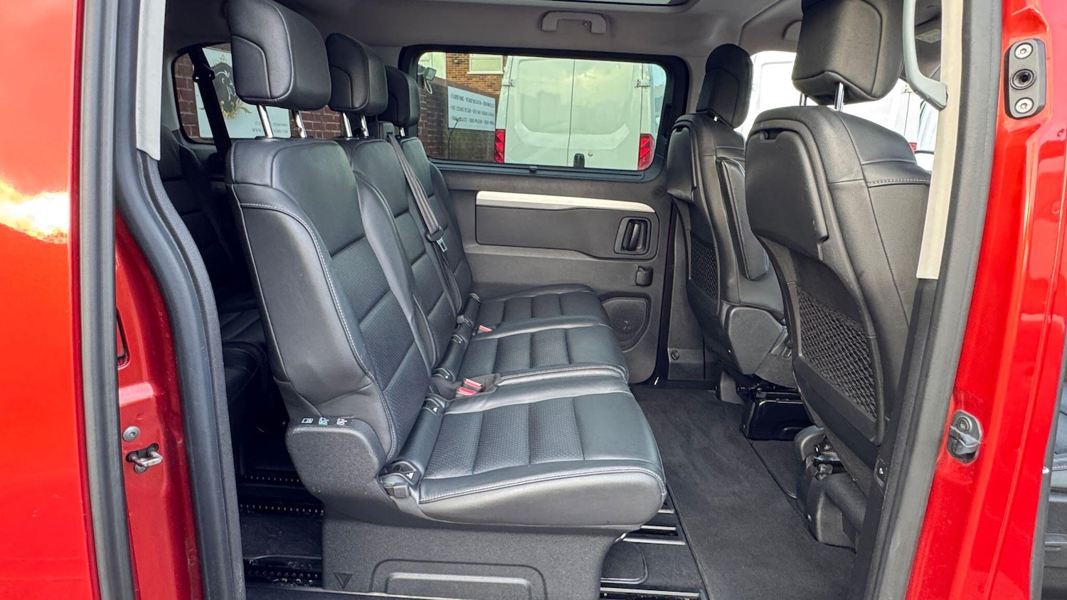 Used Peugeot Traveller 2020 for sale - 77387096: Photo 26