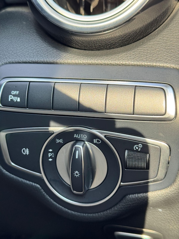 Used Mercedes-Benz C-Class 2017 for sale - 76247854: Photo 47
