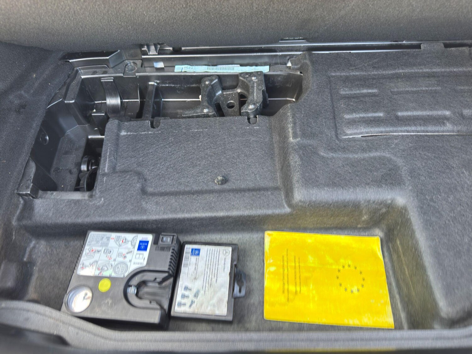 Used Mercedes-Benz C Class 2017 for sale - 76247854: Photo 60